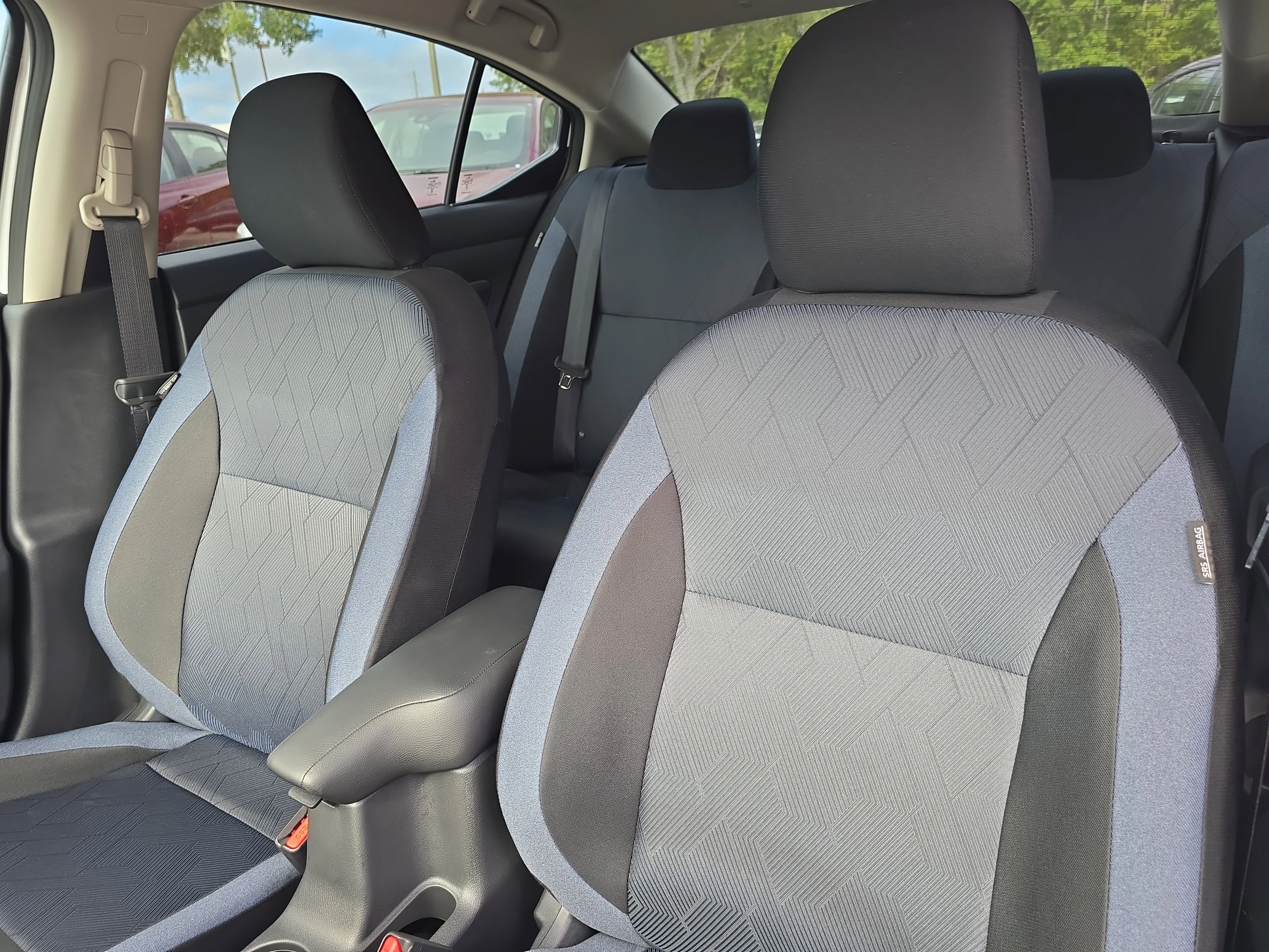 2025 Nissan Versa Sedan SV - Photo 21