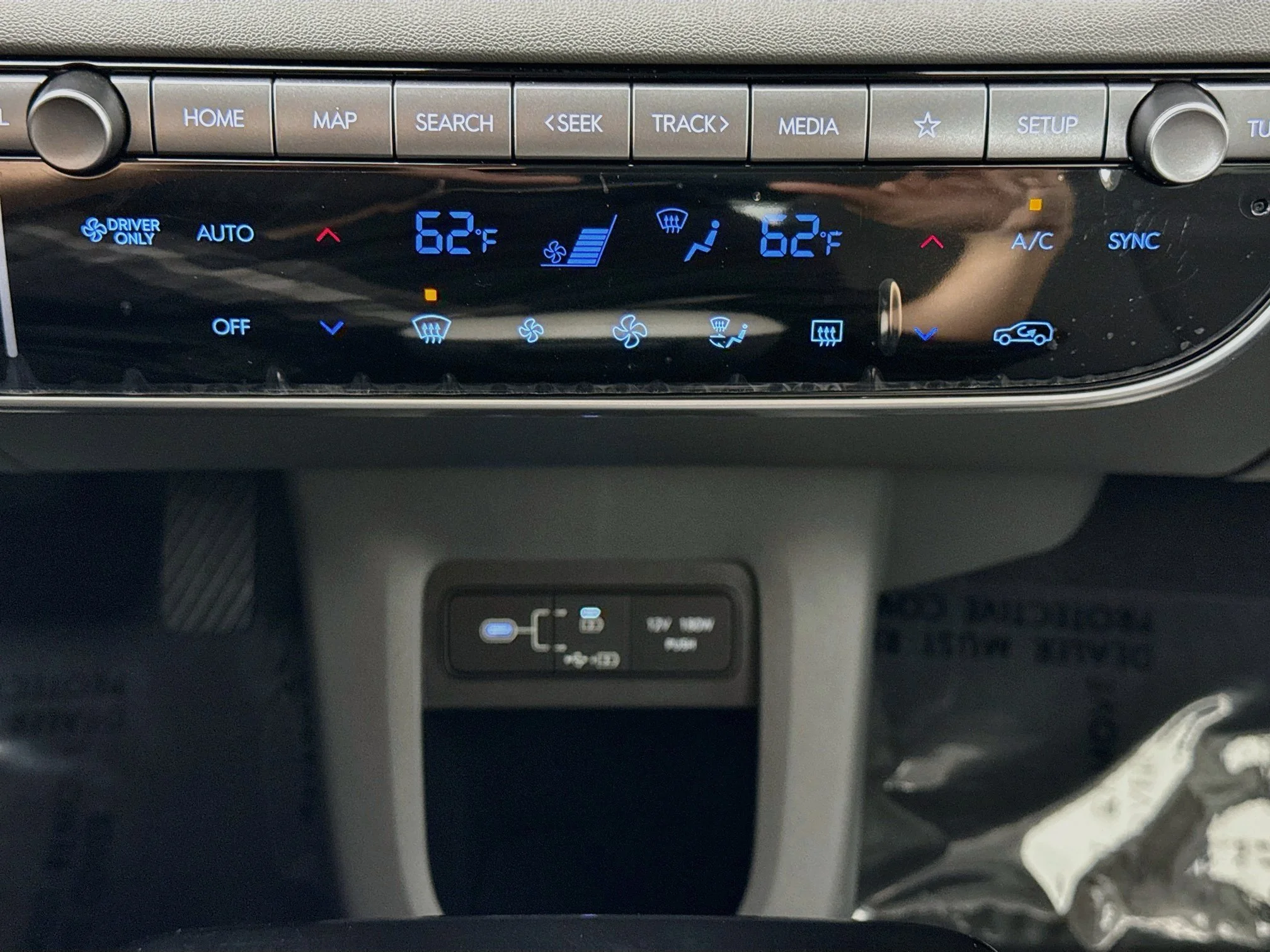 Used 2025 Blue Hyundai SEL image 18