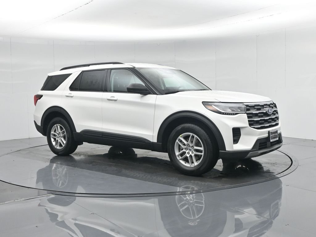 New 2026 Star White Metallic Tri-Coat Ford Active image 56
