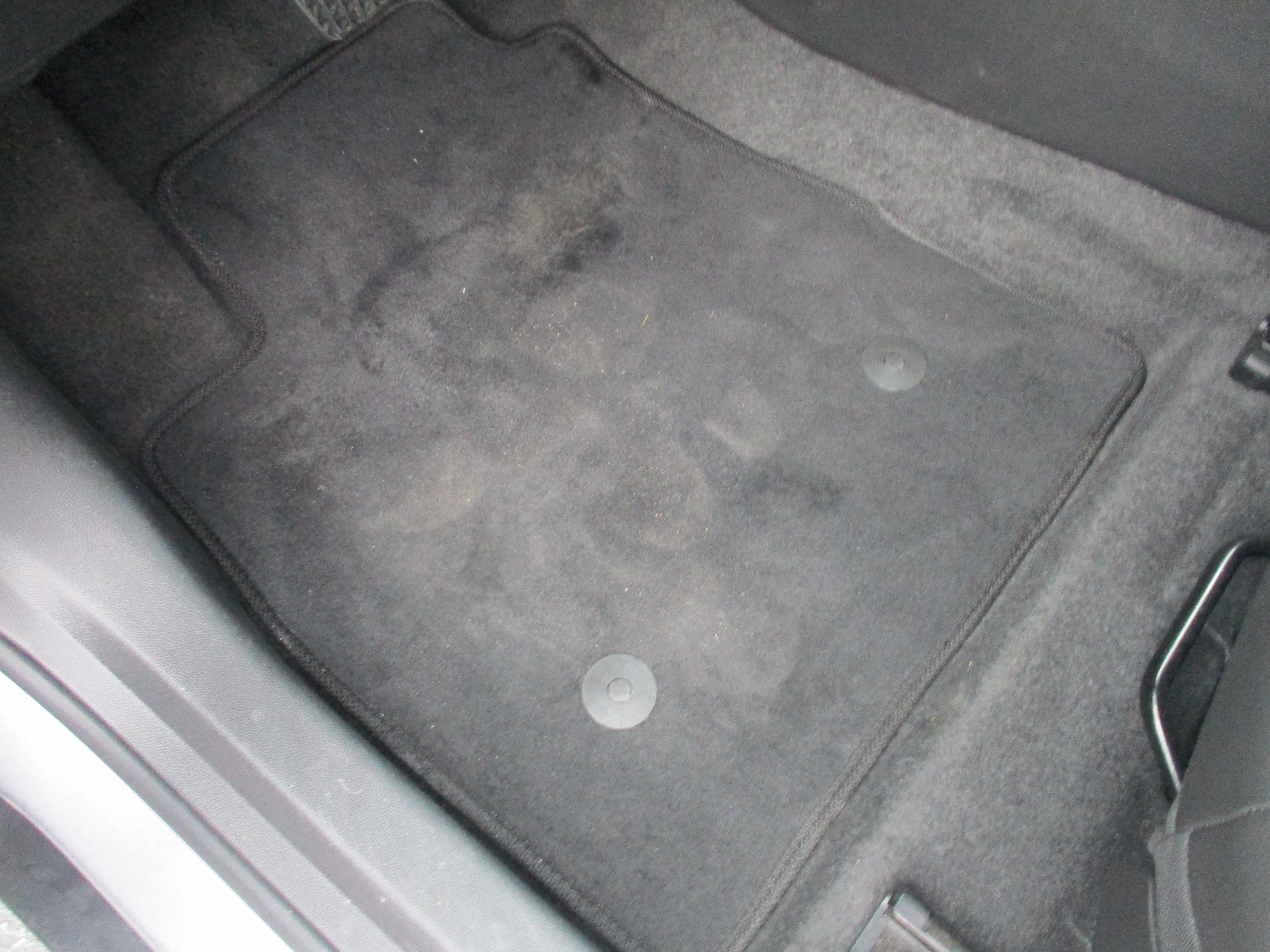 Used 2025 Sterling Gray Metallic Chevrolet LT FWD image 25