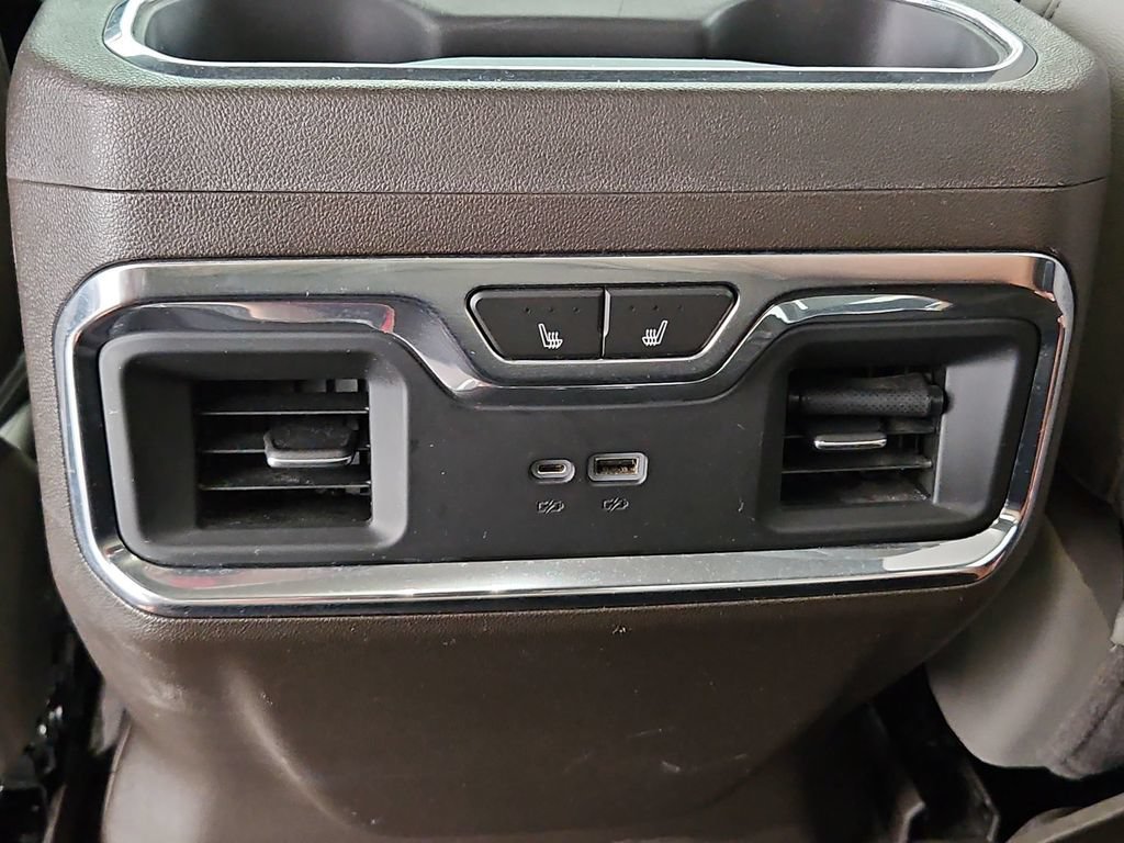 Used 2023 Iridescent Pearl Tricoat Chevrolet LTZ image 27