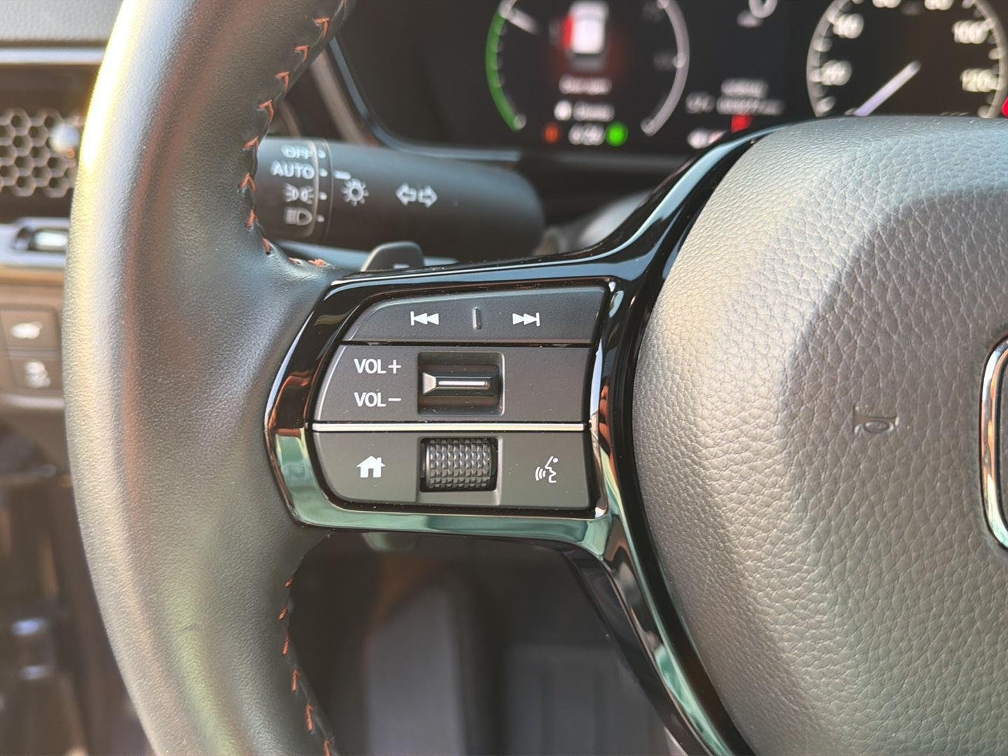 Used 2024 Canyon River Blue Metallic Honda Sport Touring image 21