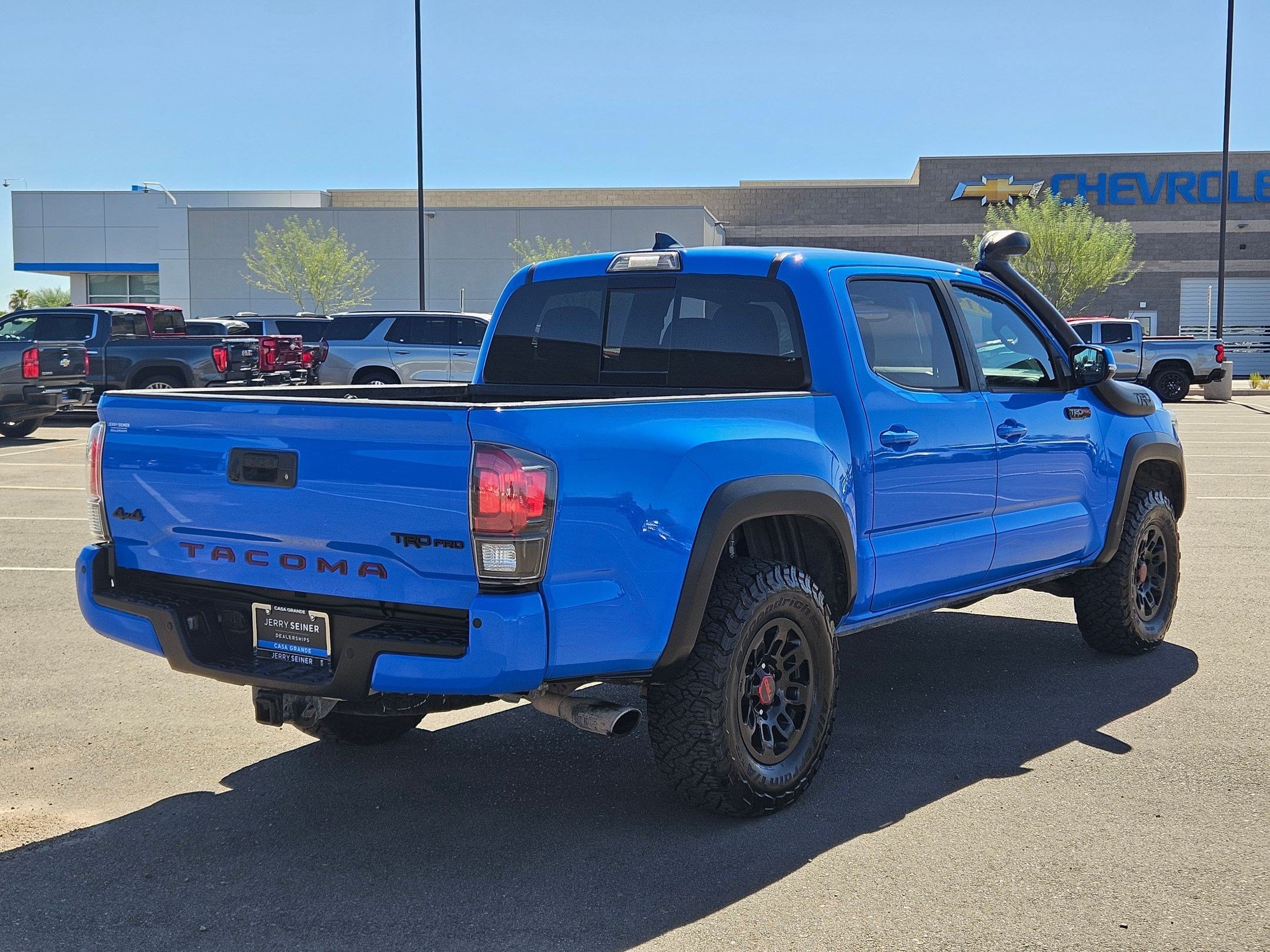 Used 2019 Blue Toyota SR image 5