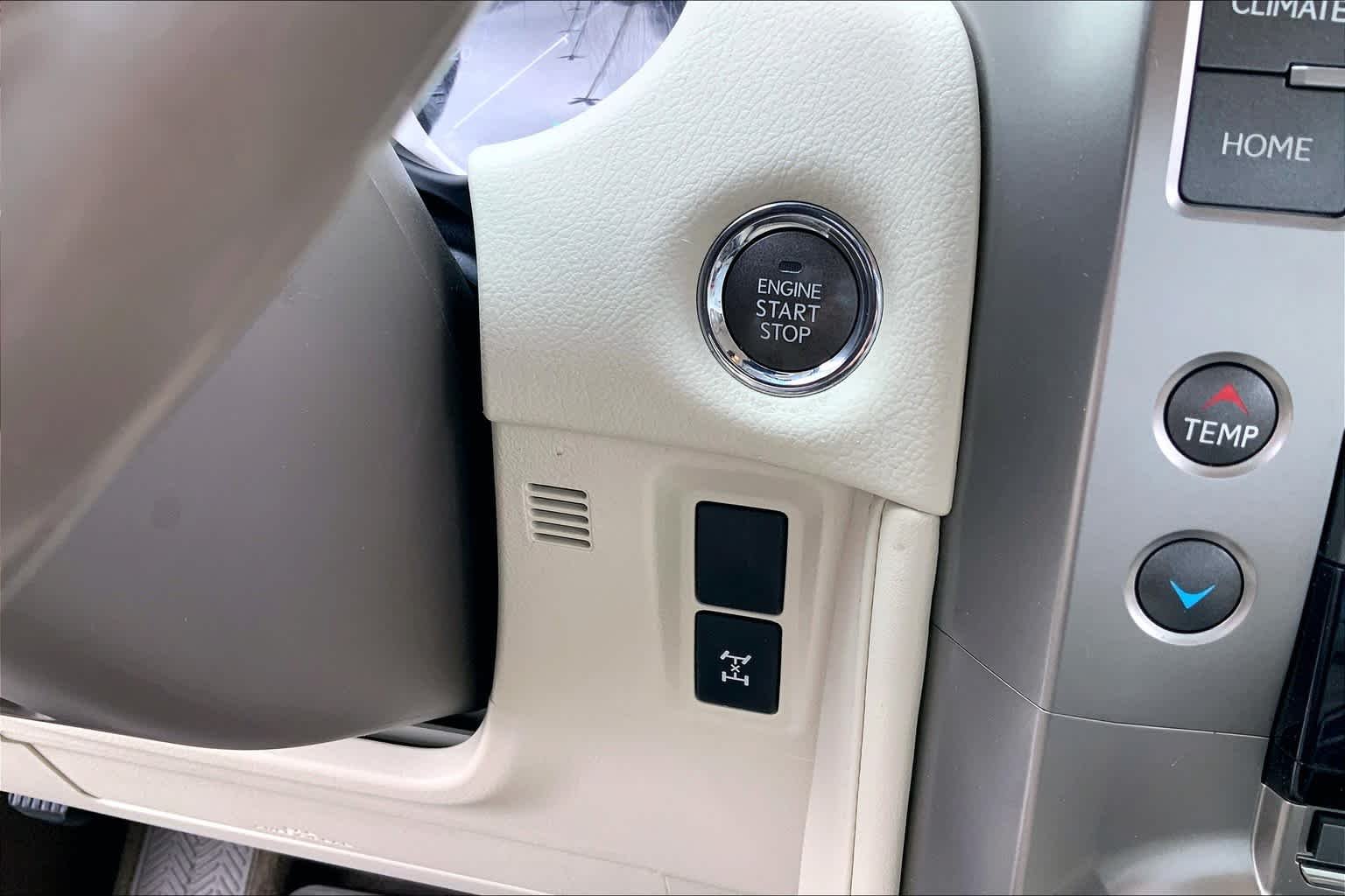 Used 2016 Claret Mica Lexus  image 27