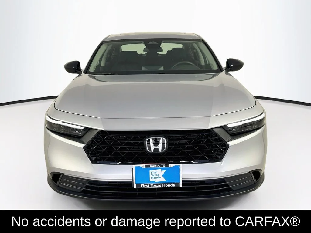 Used 2026 Silver Honda SE image 2