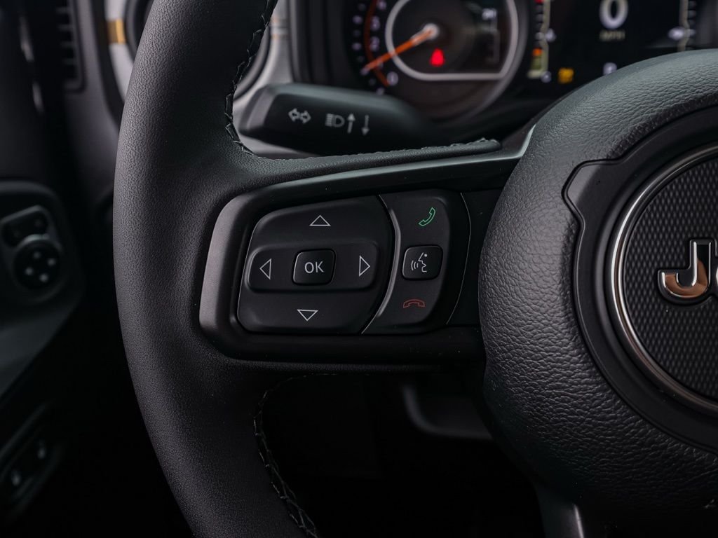 New 2026 Black Clear-Coat Exterior Paint Jeep Sport S image 25