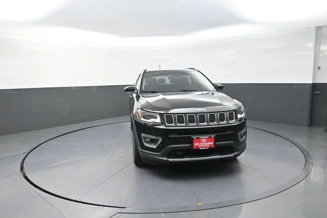 Used 2018 Black Jeep Limited image 27