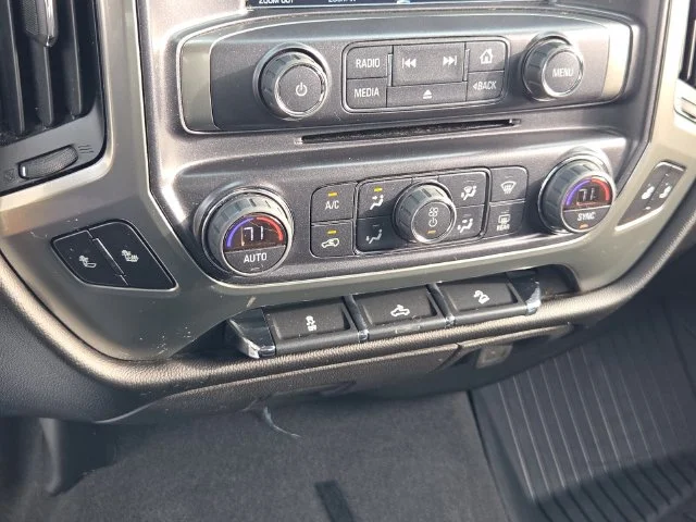 Used 2018 Red Chevrolet LT image 22