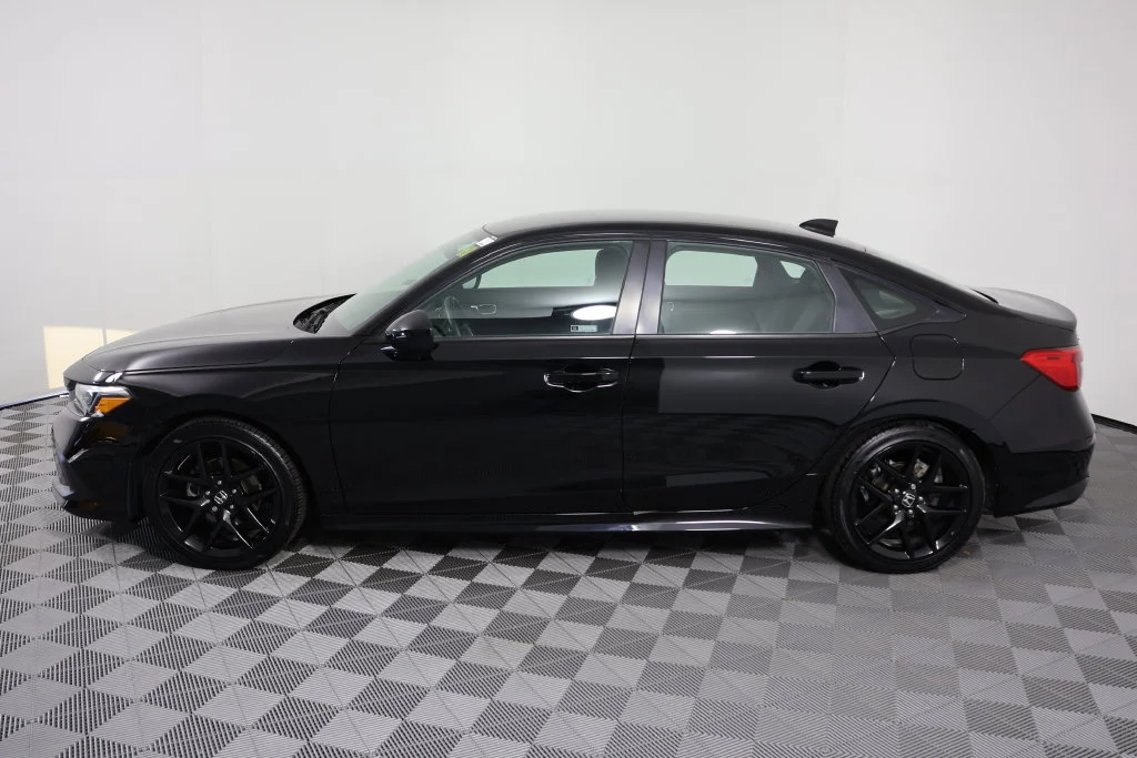 Certified Used 2024 Crystal Black Pearl Honda Sport image 5