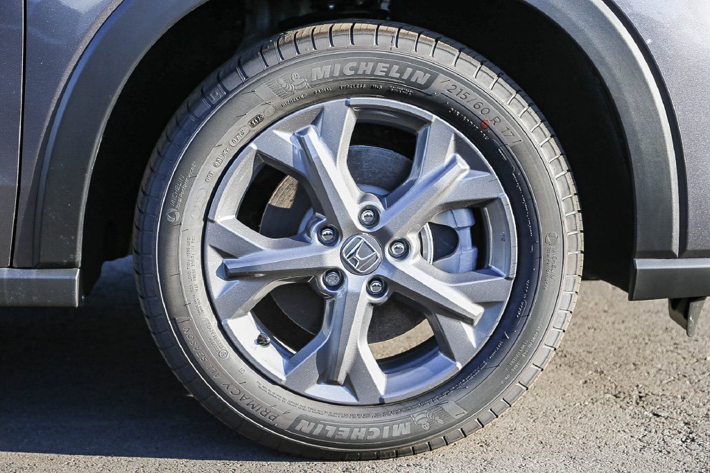 New 2026 Modern Steel Metallic Honda LX image 11