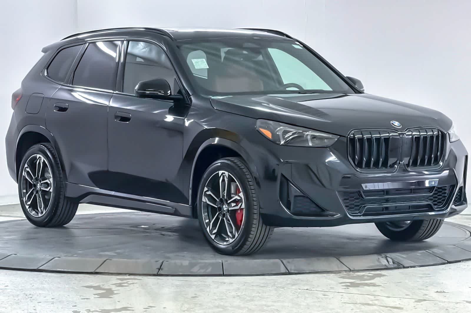New 2026 Black Sapphire Metallic BMW xDrive28i image 9