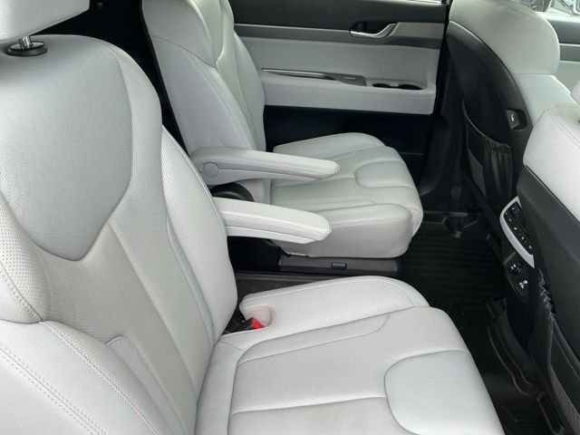 Used 2021 Silver Hyundai SEL image 39