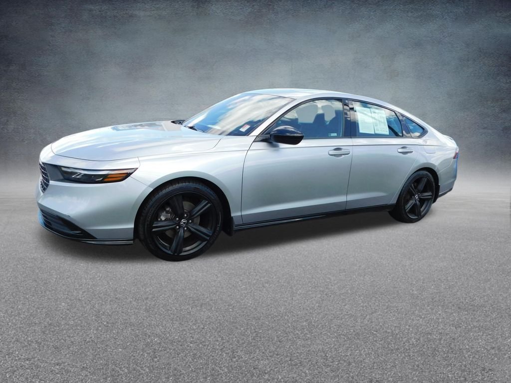 Used 2023 Silver Honda Sport-L image 7