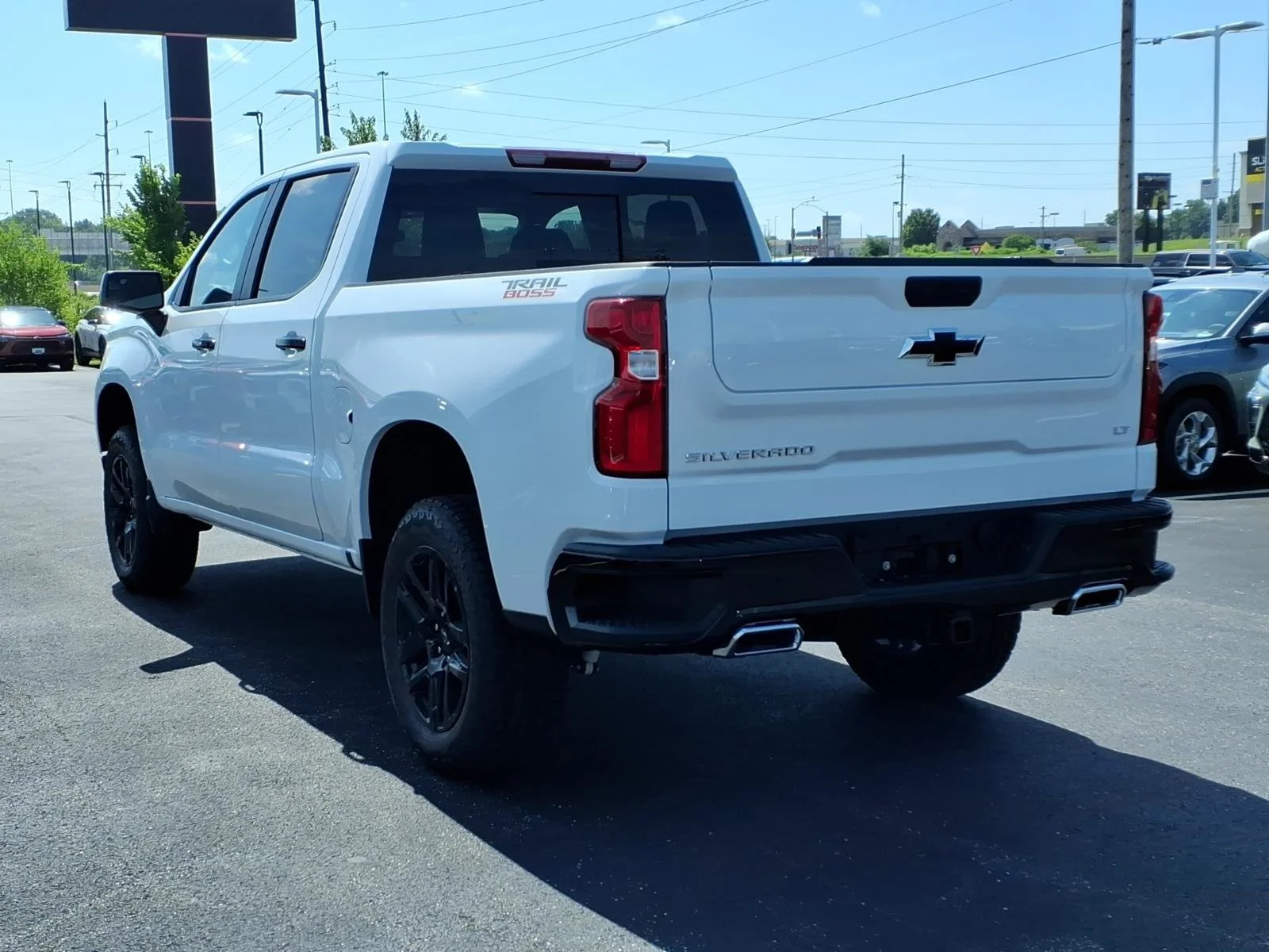 New 2026 Summit White Chevrolet LT Trail Boss image 4