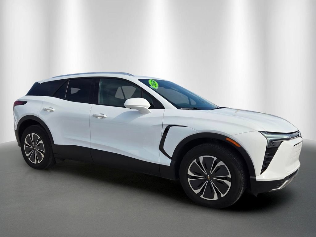 Used 2024 Chevrolet Blazer EV LT with VIN 3GNKDBRJ7RS219927 for sale in Tampa, FL