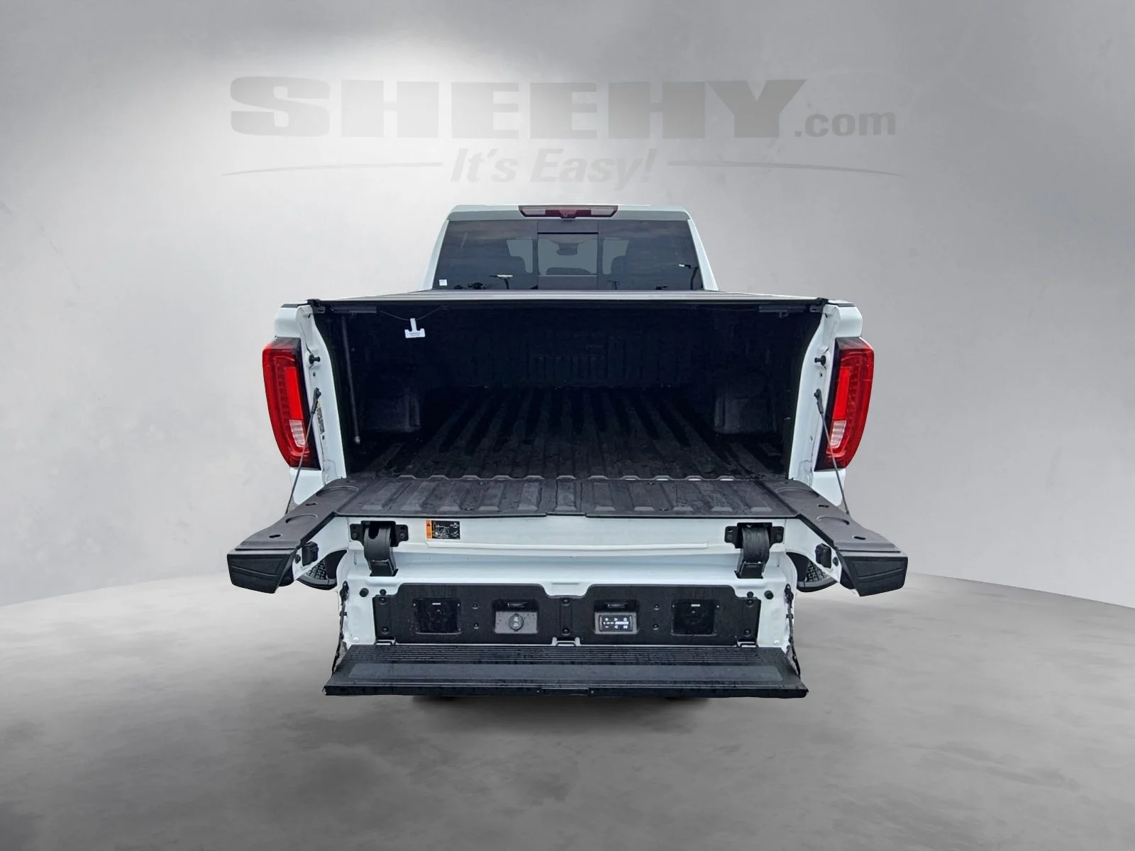 Certified Used 2025 White GMC AT4 image 32