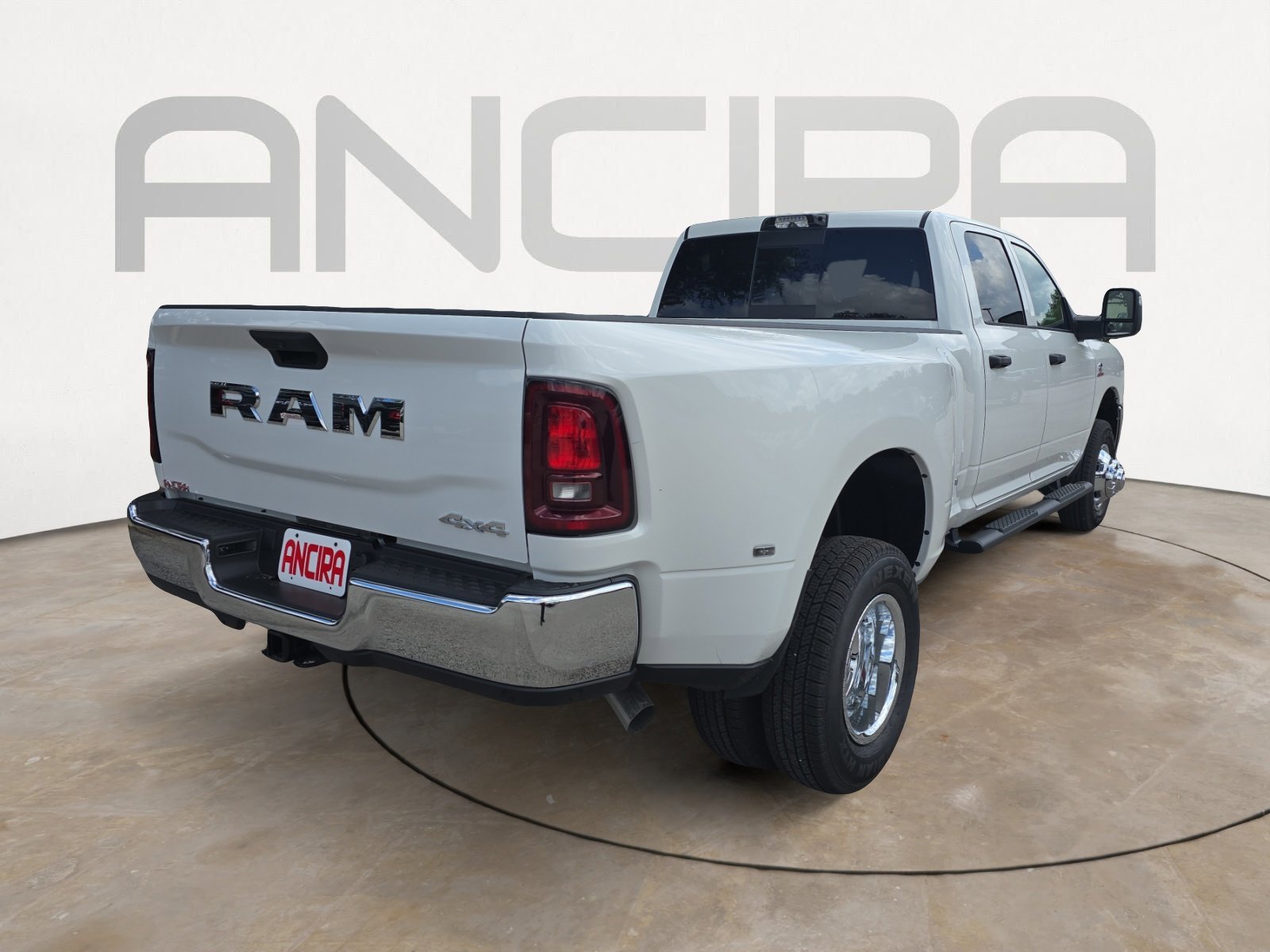 New 2026 Bright White Clearcoat RAM Tradesman image 10