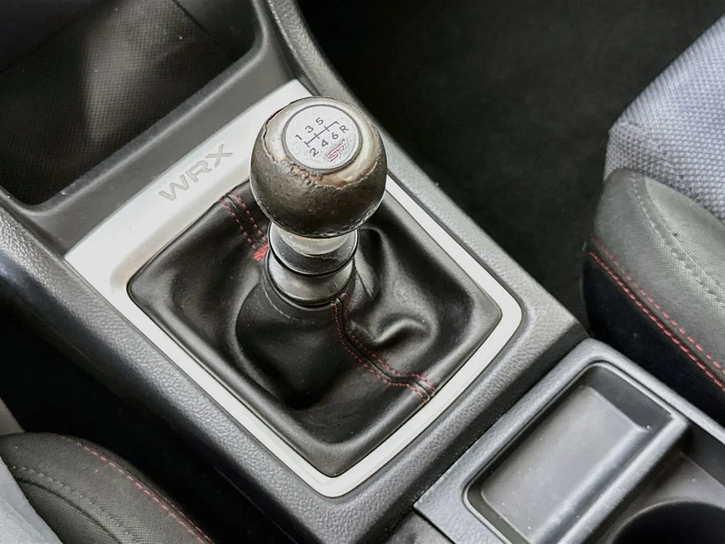 Used 2016 Gray Subaru Base image 20
