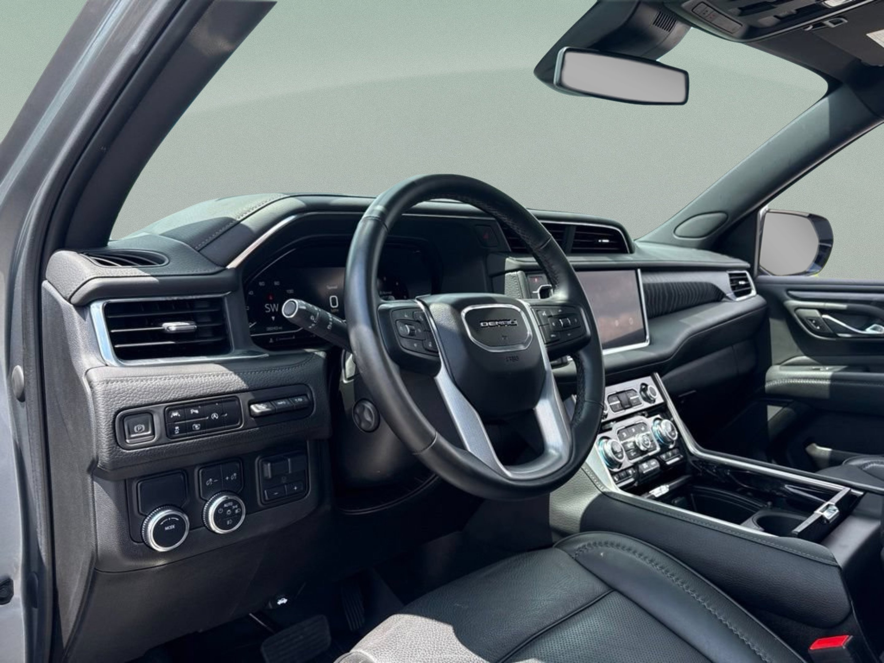 Used 2023 Sterling Metallic GMC Denali image 21