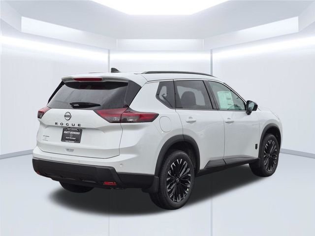 Used 2026 White Nissan Dark Armor image 6