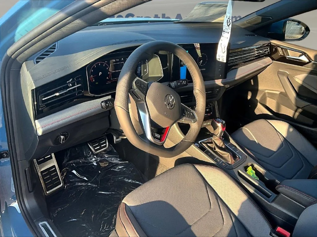 New 2027 Monterey Blue Pearl Volkswagen 2.0T Autobahn image 7