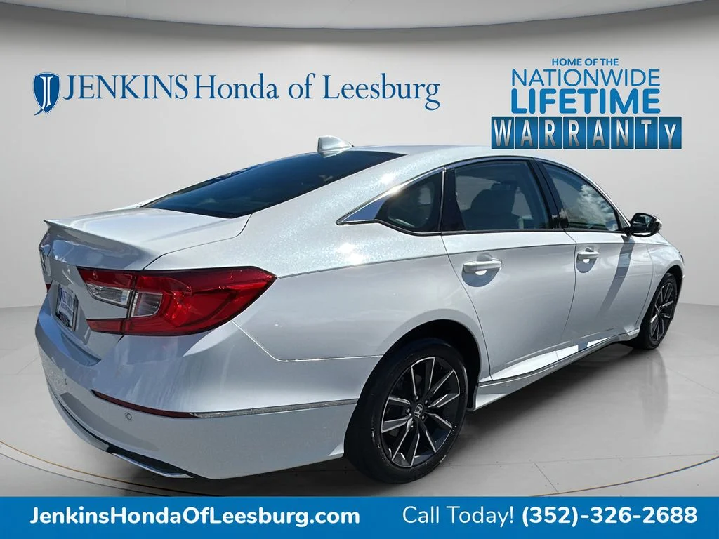 Used 2021 White Honda EX-L image 4