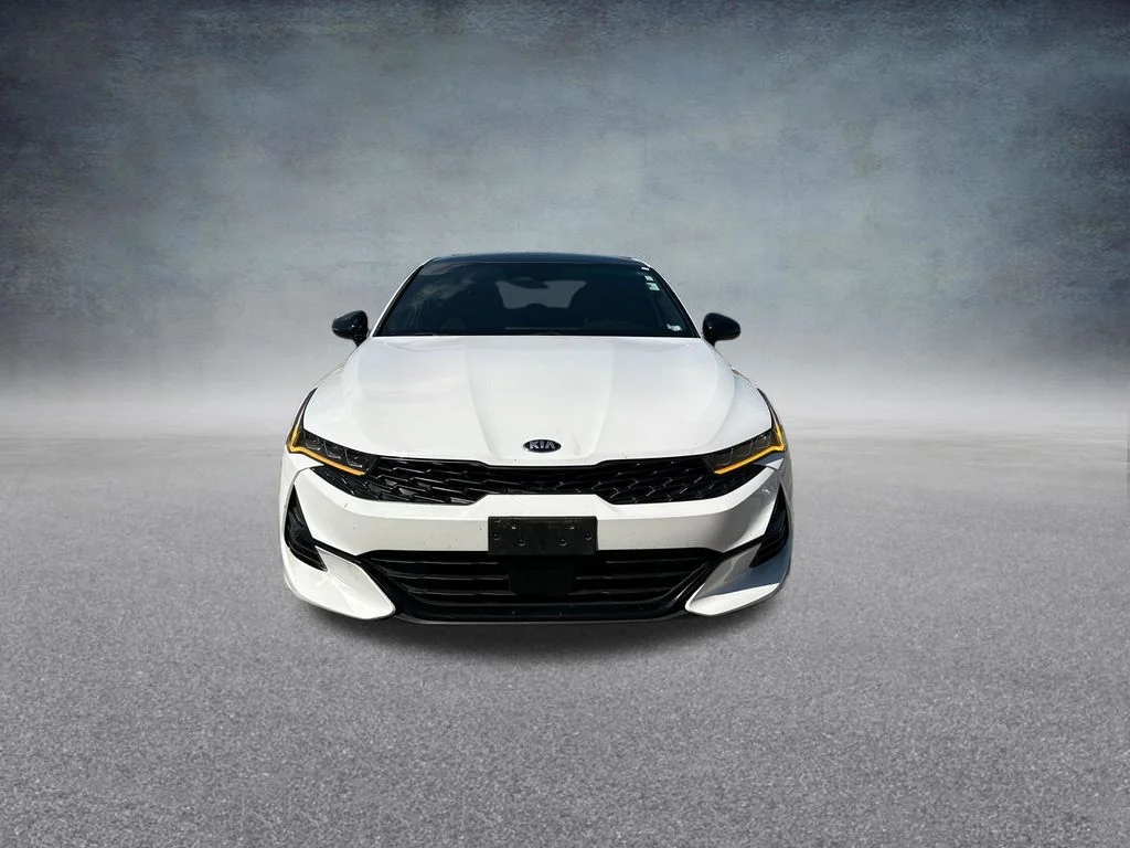 Used 2021 White Kia GT-Line image 9
