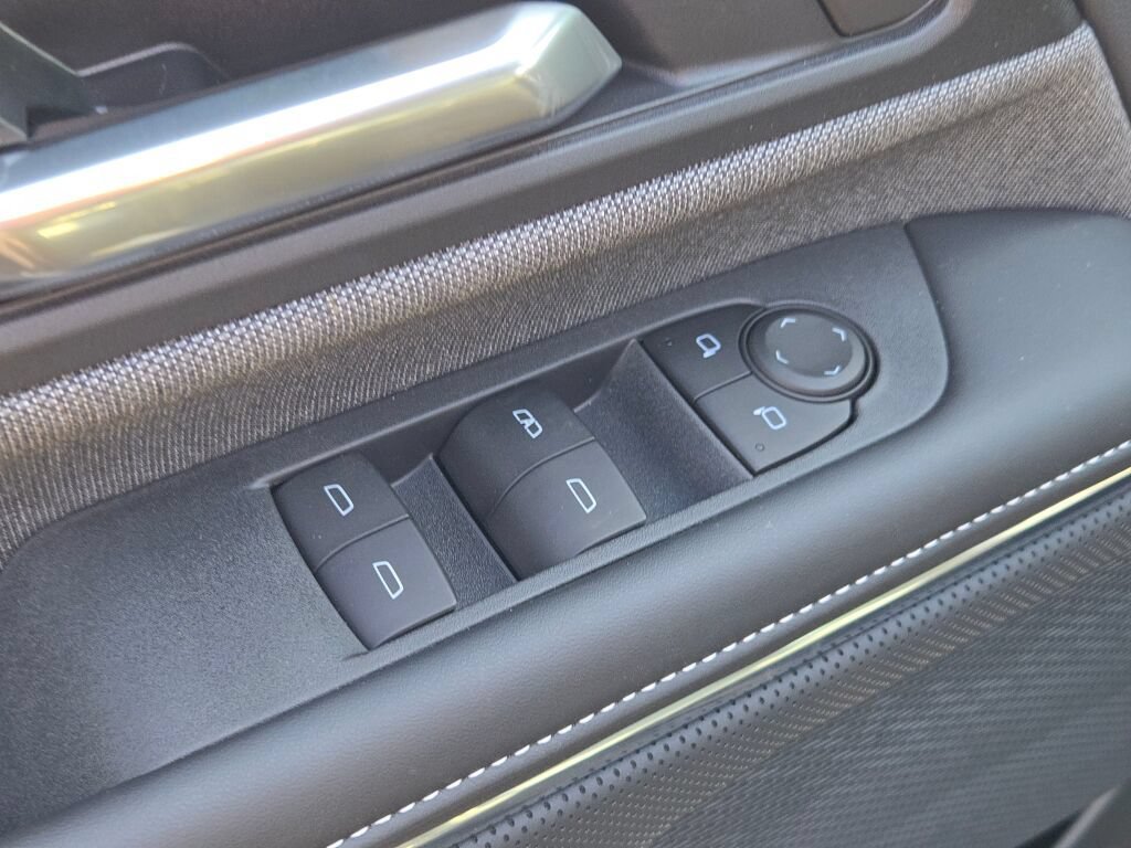 2026 GMC Sierra EV Elevation - Photo 21