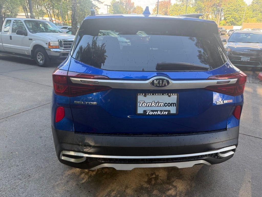 Used 2021 Neptune Blue Kia SX image 5
