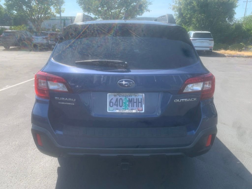Used 2019 Abyss Blue Pearl Subaru 2.5i Premium image 3