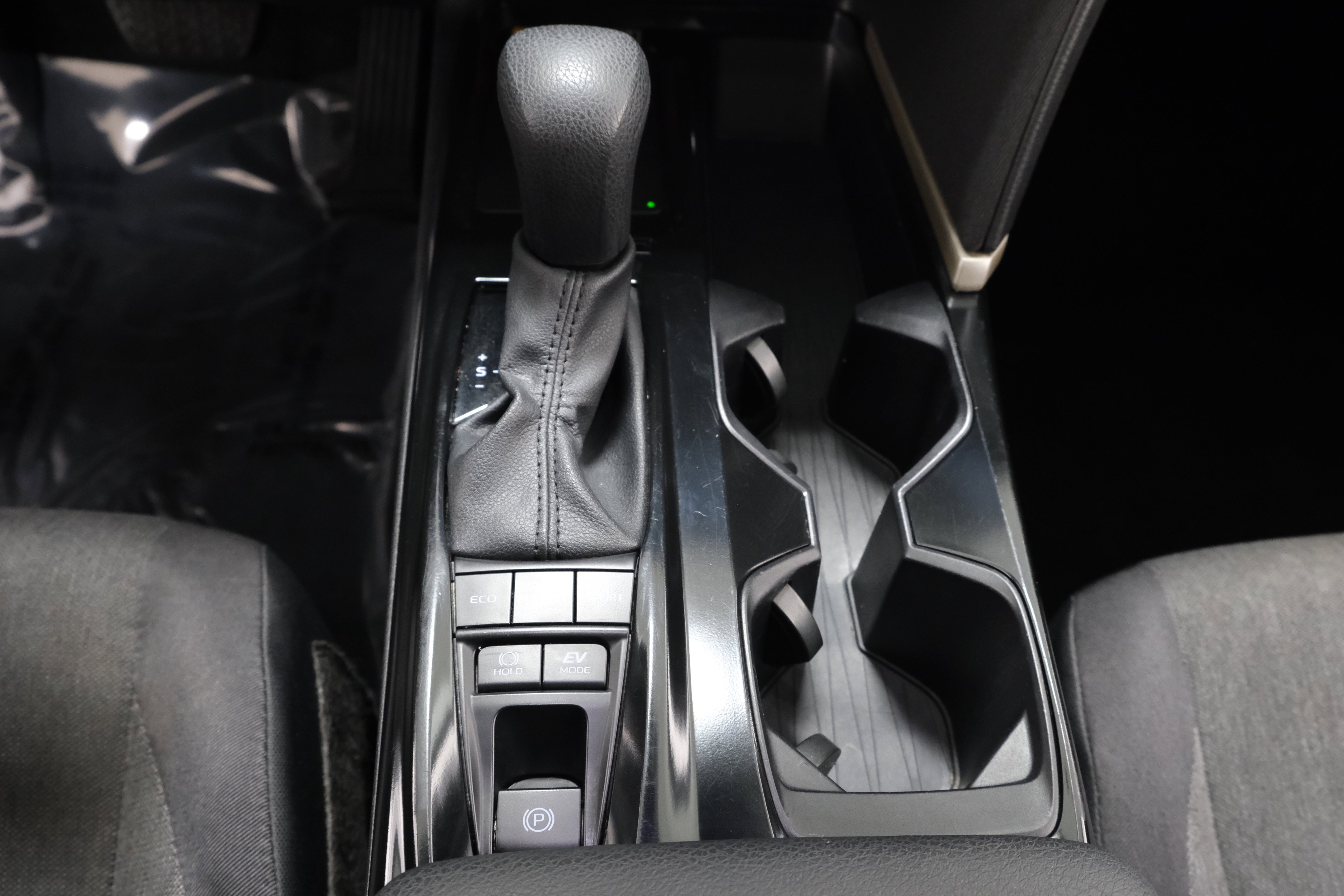 Certified Used 2025 Midnight Black Metallic Toyota LE image 23