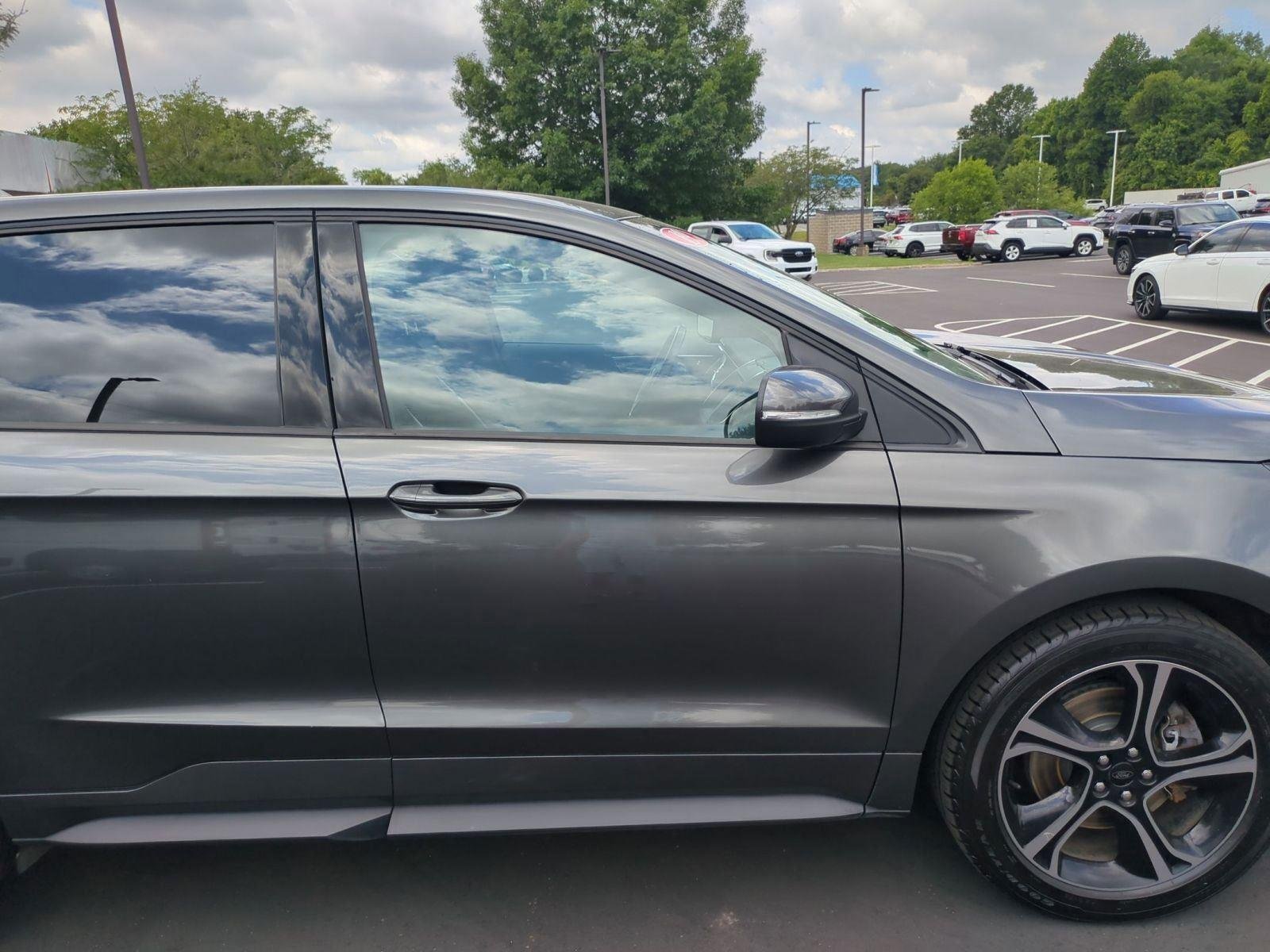 Used 2019 Magnetic Metallic Ford ST image 47
