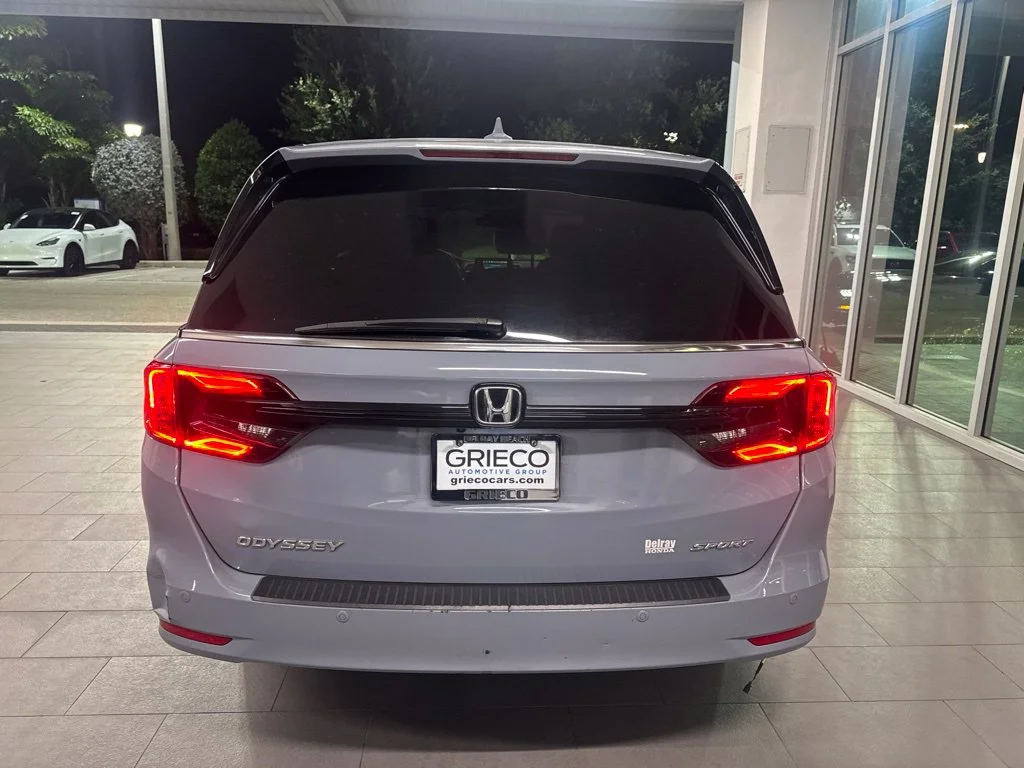 Used 2024 Gray Honda Sport image 4