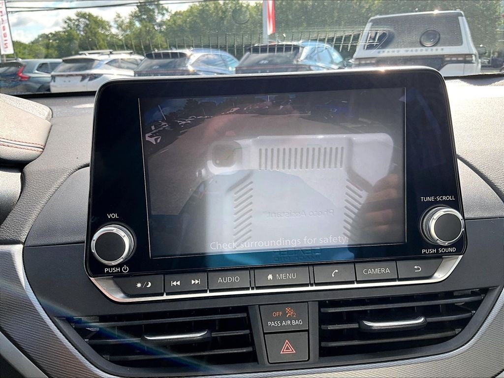 Used 2024 Silver Nissan 2.5 SR image 19