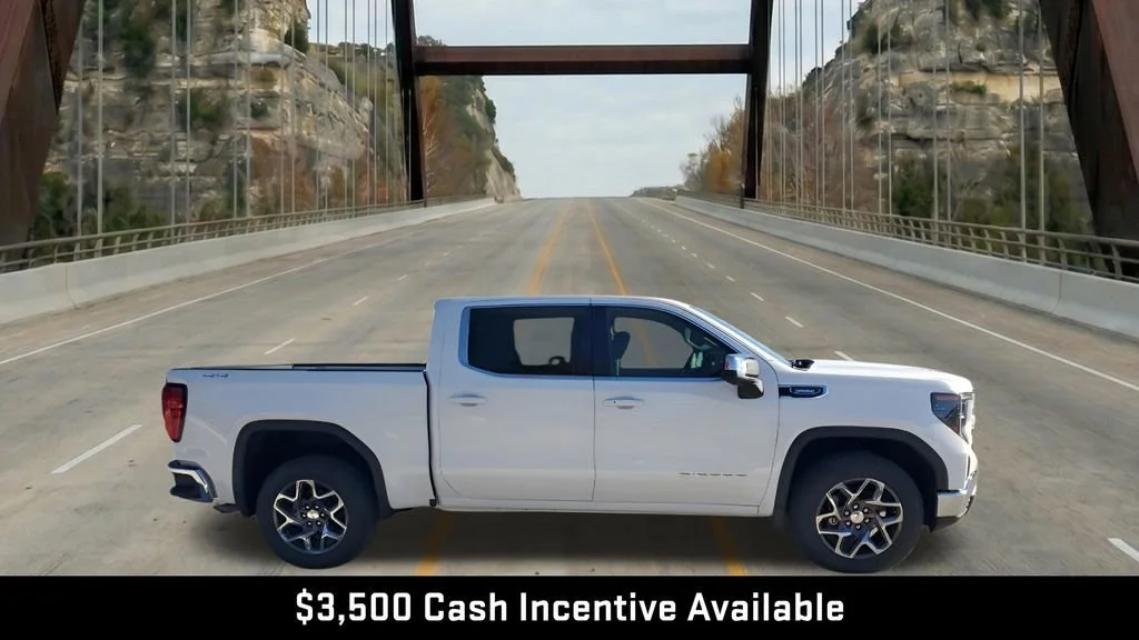 New 2026 Summit White GMC SLE image 13