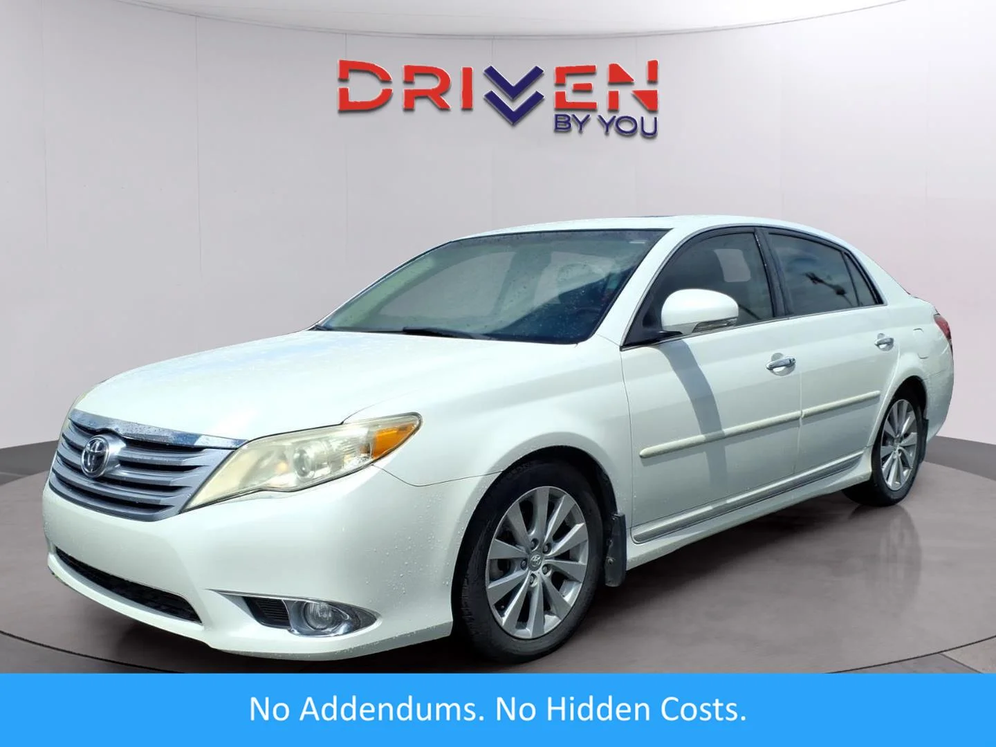 2011 Toyota Avalon Limited's photo