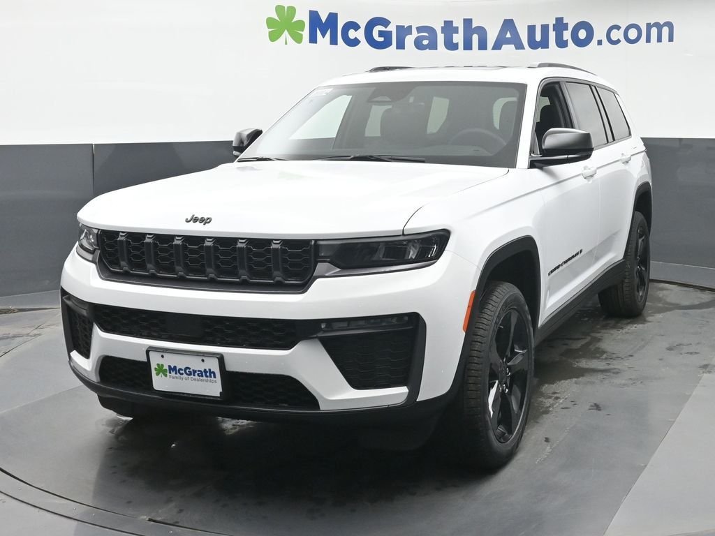 New 2026 Bright White Clear-Coat Exterior Paint Jeep Limited image 23