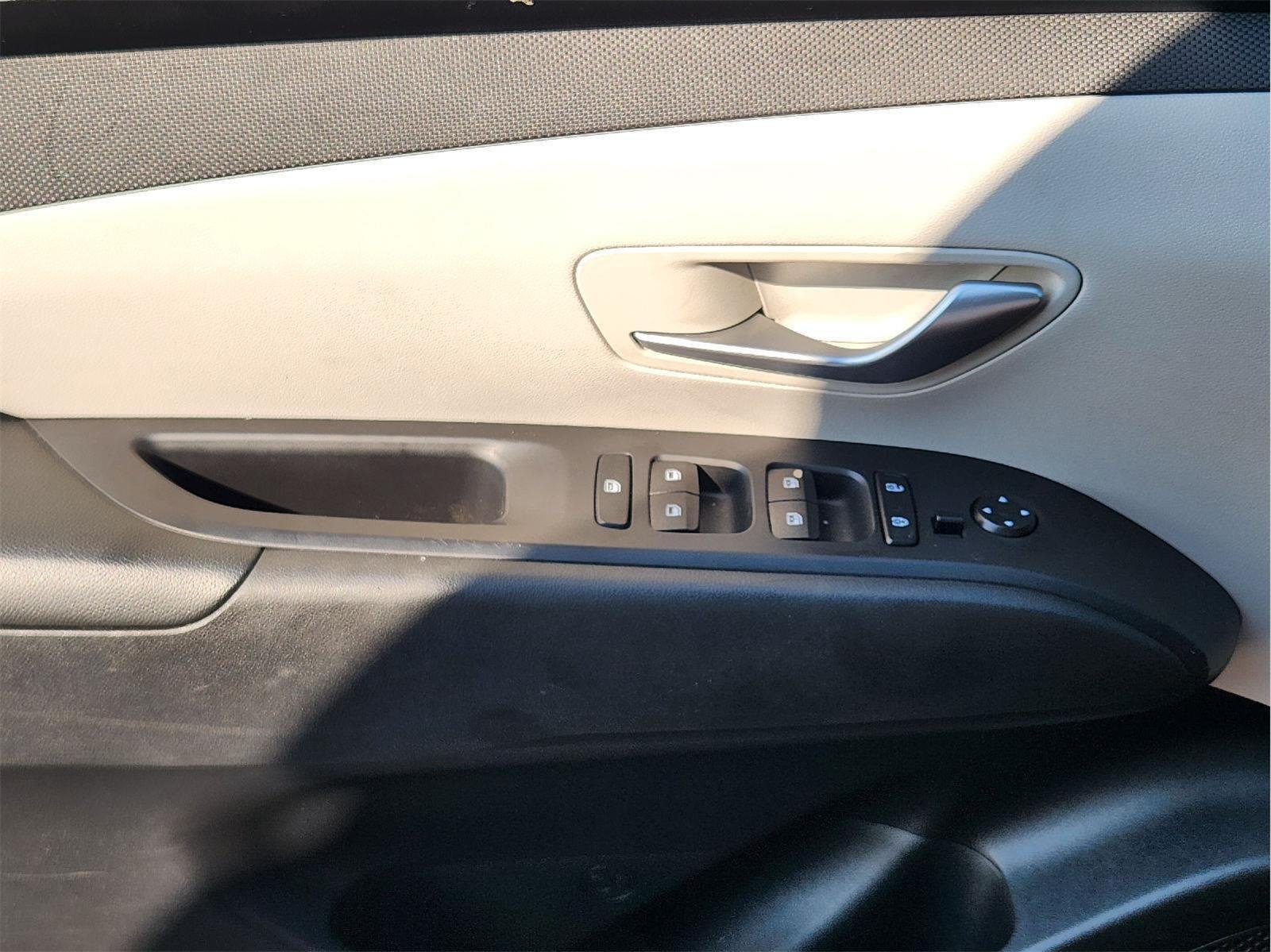 Used 2024 Black Pearl Hyundai SEL image 22