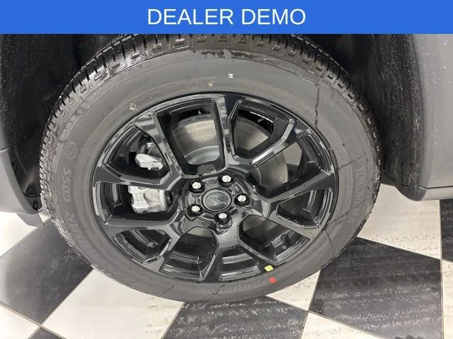 New 2026 Black Jeep Latitude image 5