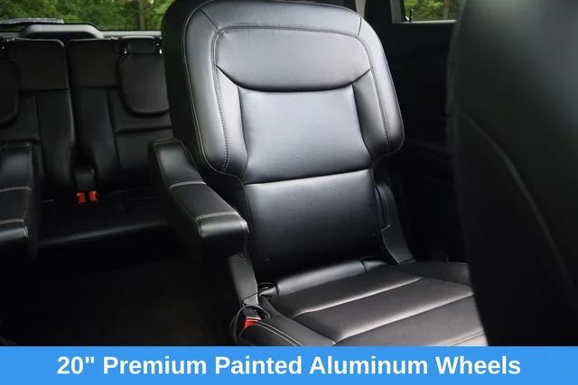 Used 2022 Silver Ford XLT image 17