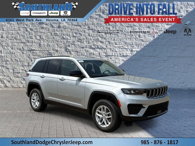 2026 Jeep Grand Cherokee Laredo