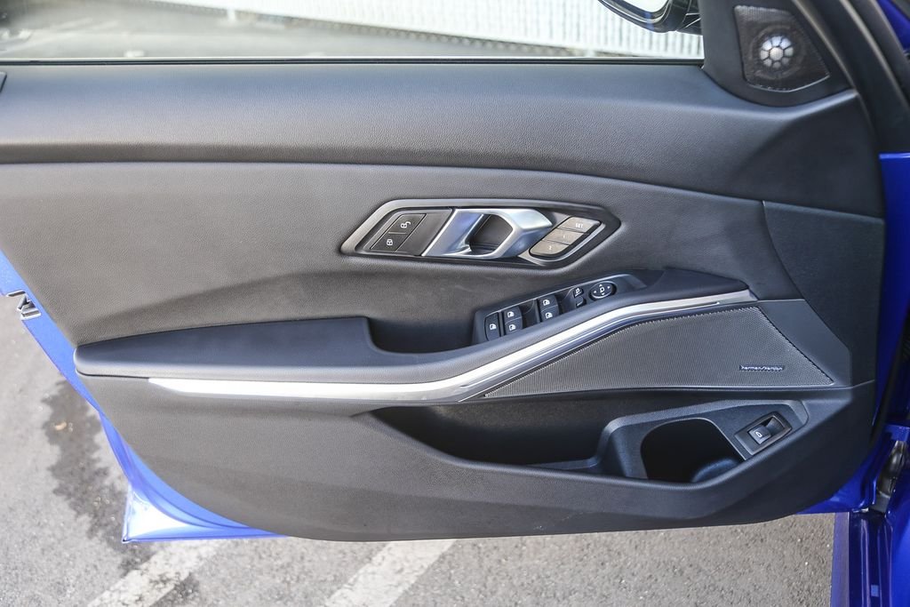 Used 2025 Portimao Blue Metallic BMW M340i image 17