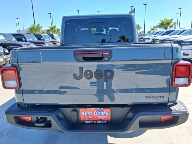 New 2026 Anvil Clear-Coat Exterior Paint Jeep Sahara image 6