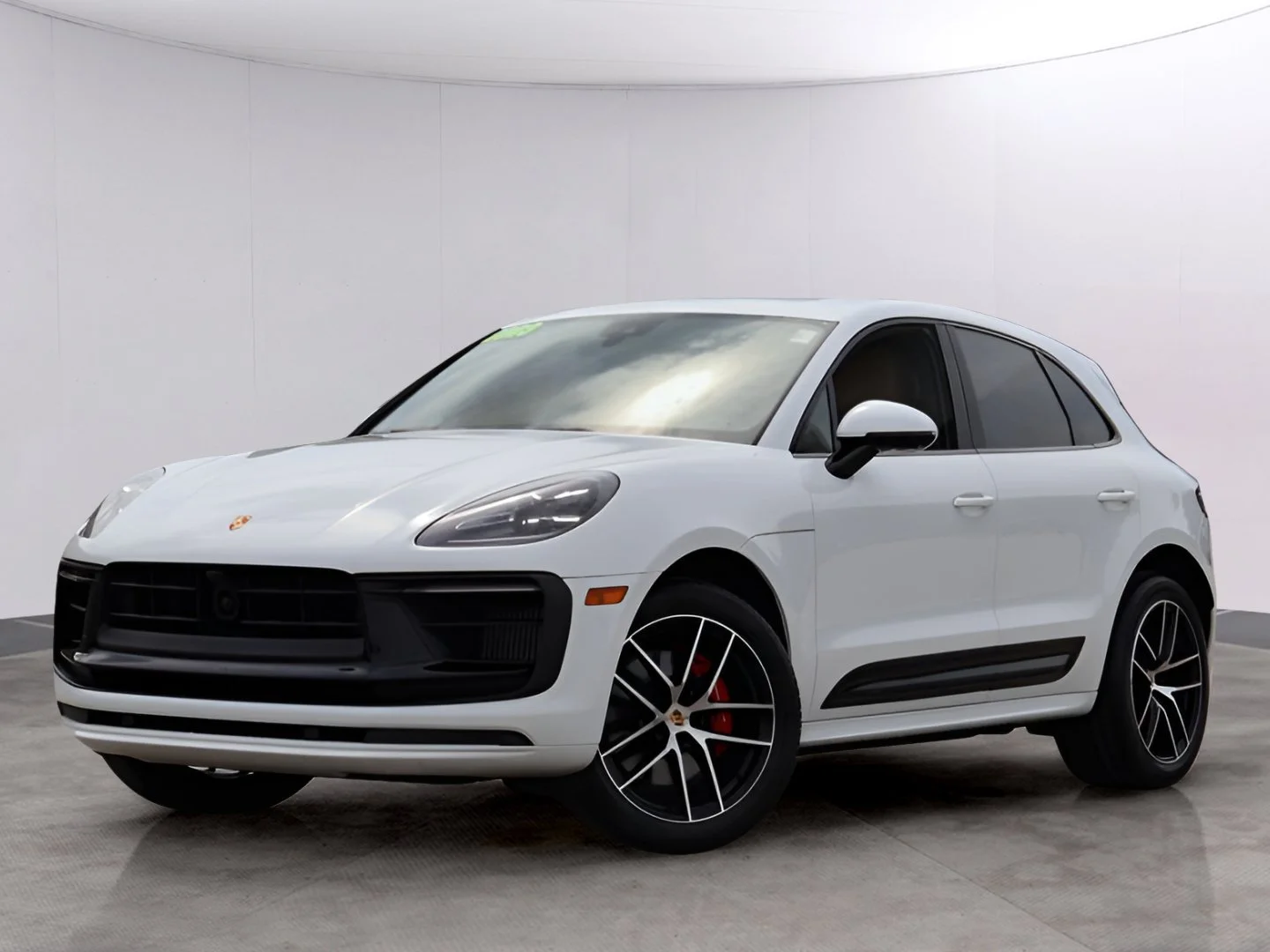 2024 Porsche Macan