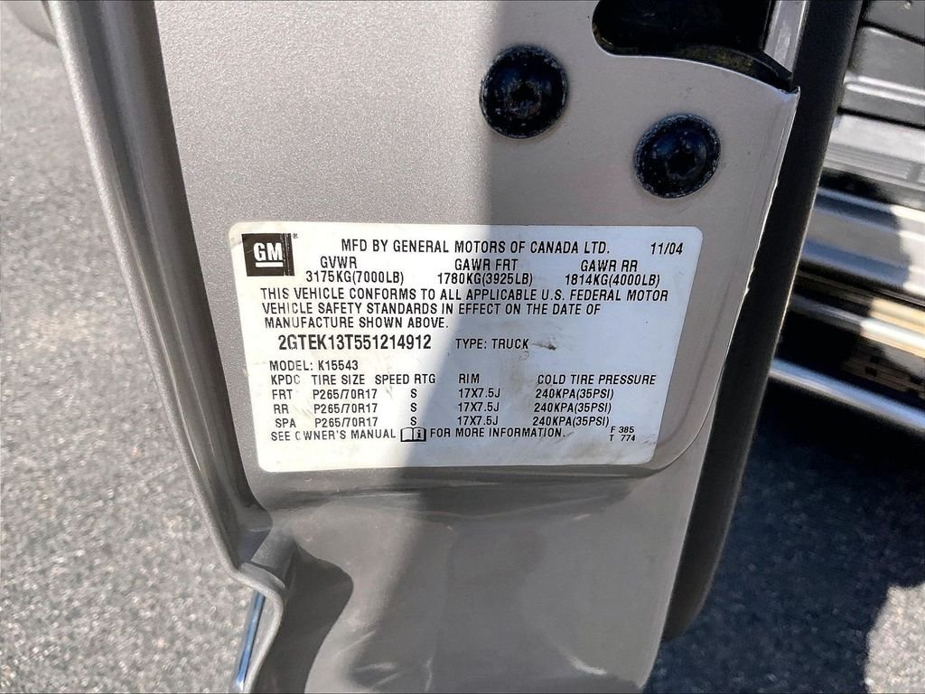 Used 2005 Silver Birch Metallic GMC SLE image 32