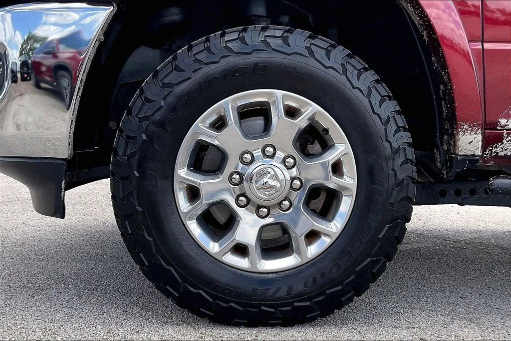 Used 2022 Red Ram Laramie image 35