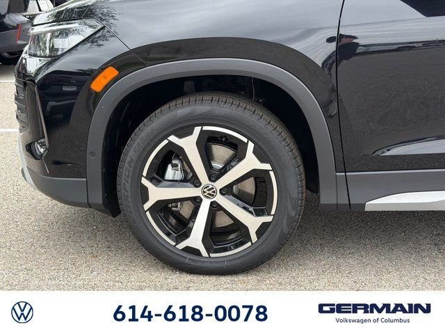New 2026 Deep Black Pearl Volkswagen 2.0T SE image 11