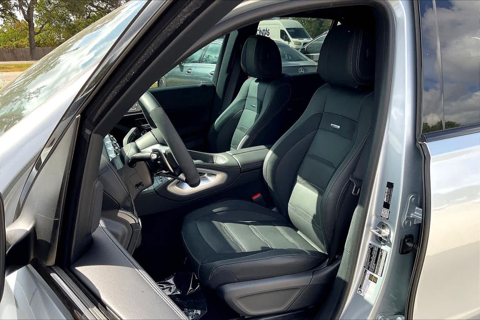 2025 Mercedes-Benz GLE AMG GLE 53 - Photo 13