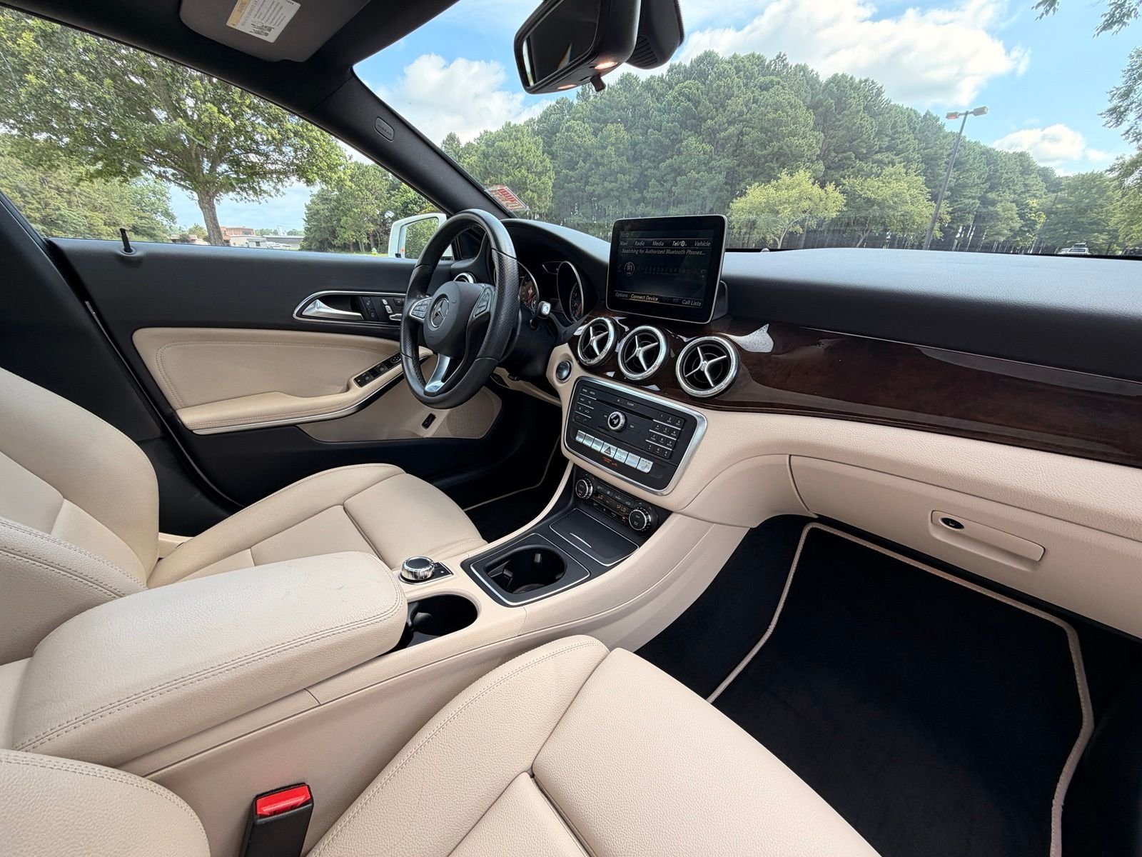 Used 2018 Polar White Mercedes-Benz CLA 250 image 17
