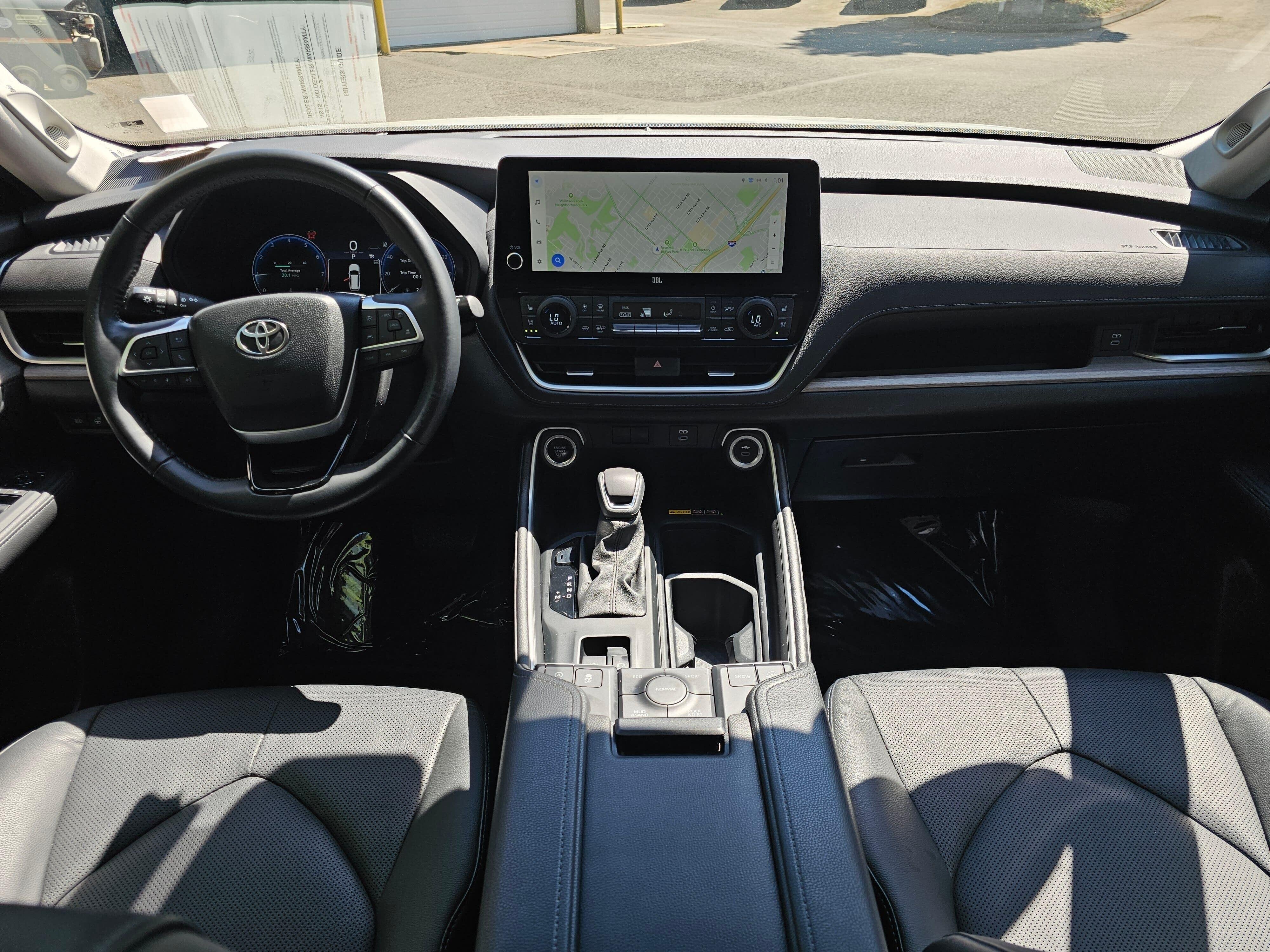 Used 2024 Wind Chill Pearl Toyota Limited image 20